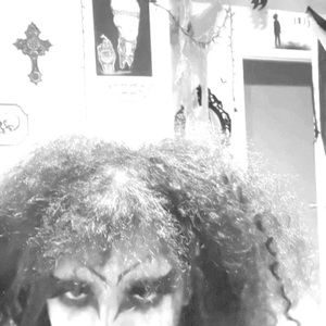 Meet your Posher, Dandelions